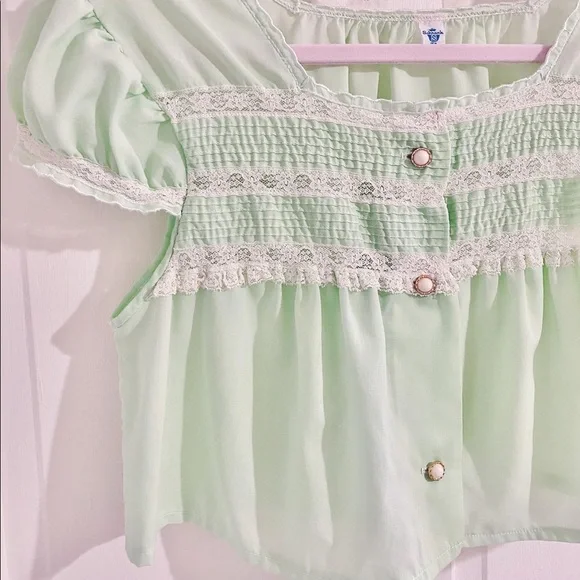 SOLD Pastel Green Peasant Babydoll Crop Top - Picture 3 of 9